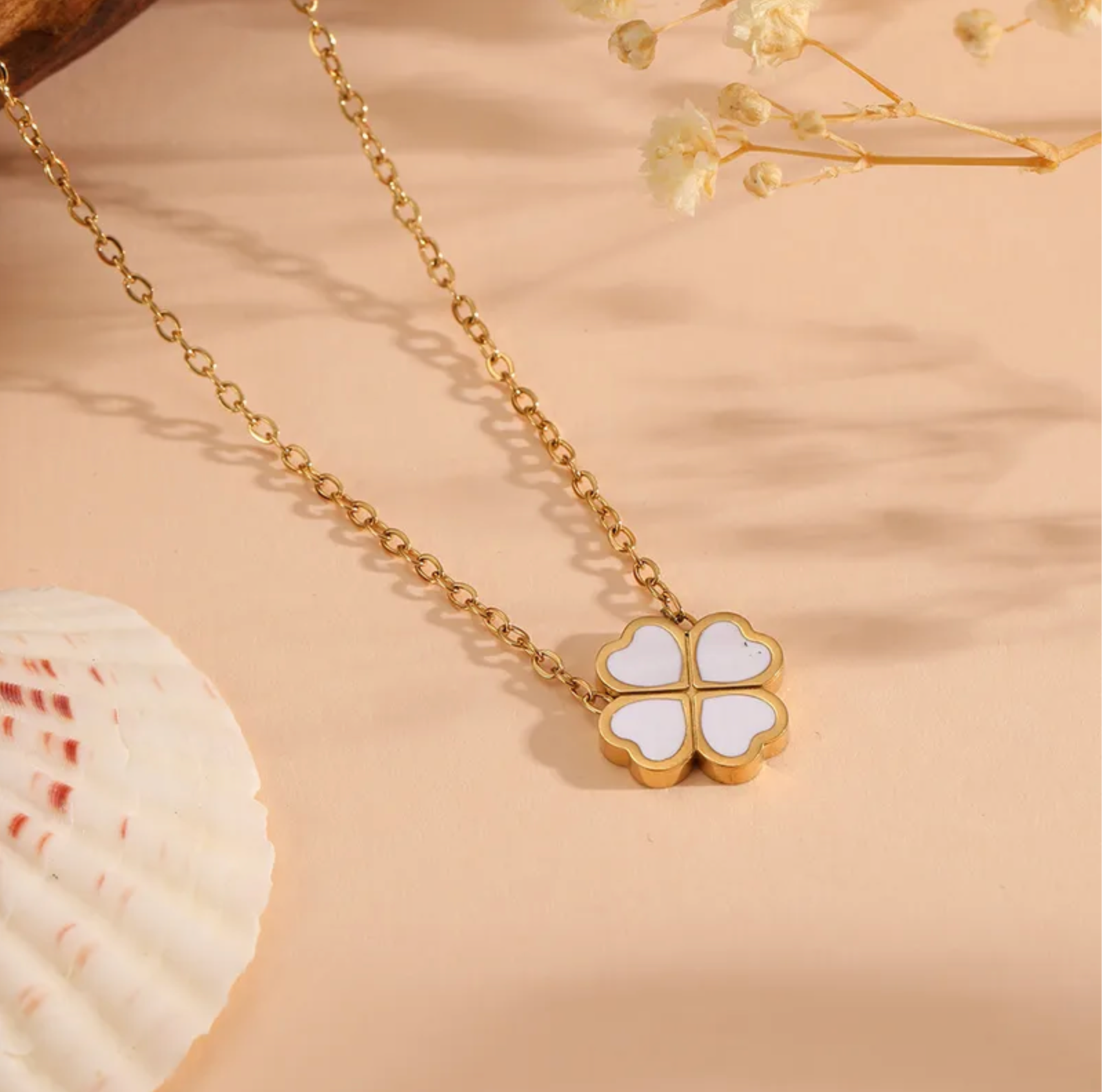 304 Stainless Steel Heart Shape PVD Coated Stone-Free 18K Real Gold Plated Simple Style Waterproof Non Tarnish Cable Chain Gold White Necklace