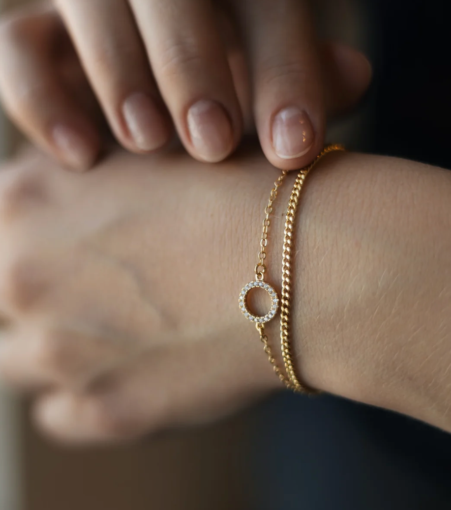 CZ Circle Charm Bracelet – Gold Plated or Rhodium, 16+5 cm