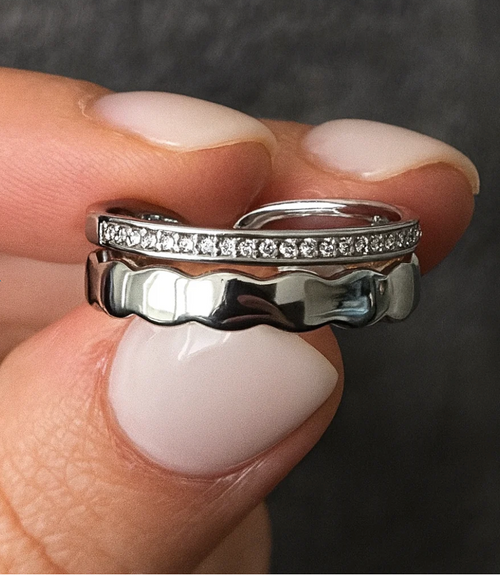 Adjustable Rhodium Plated Wave Ring with Cubic Zirconia, 6mm