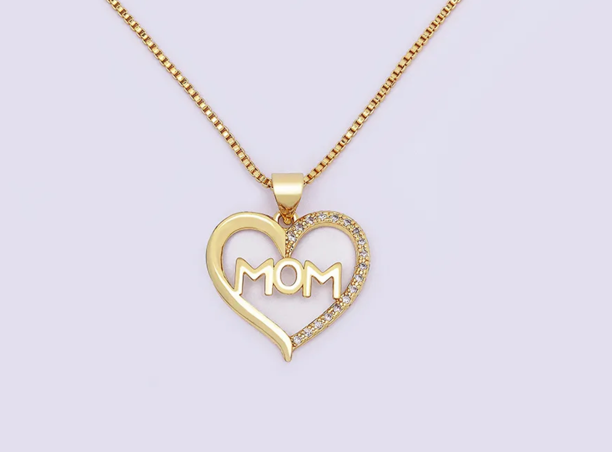 Mom Heart Pendant Necklace