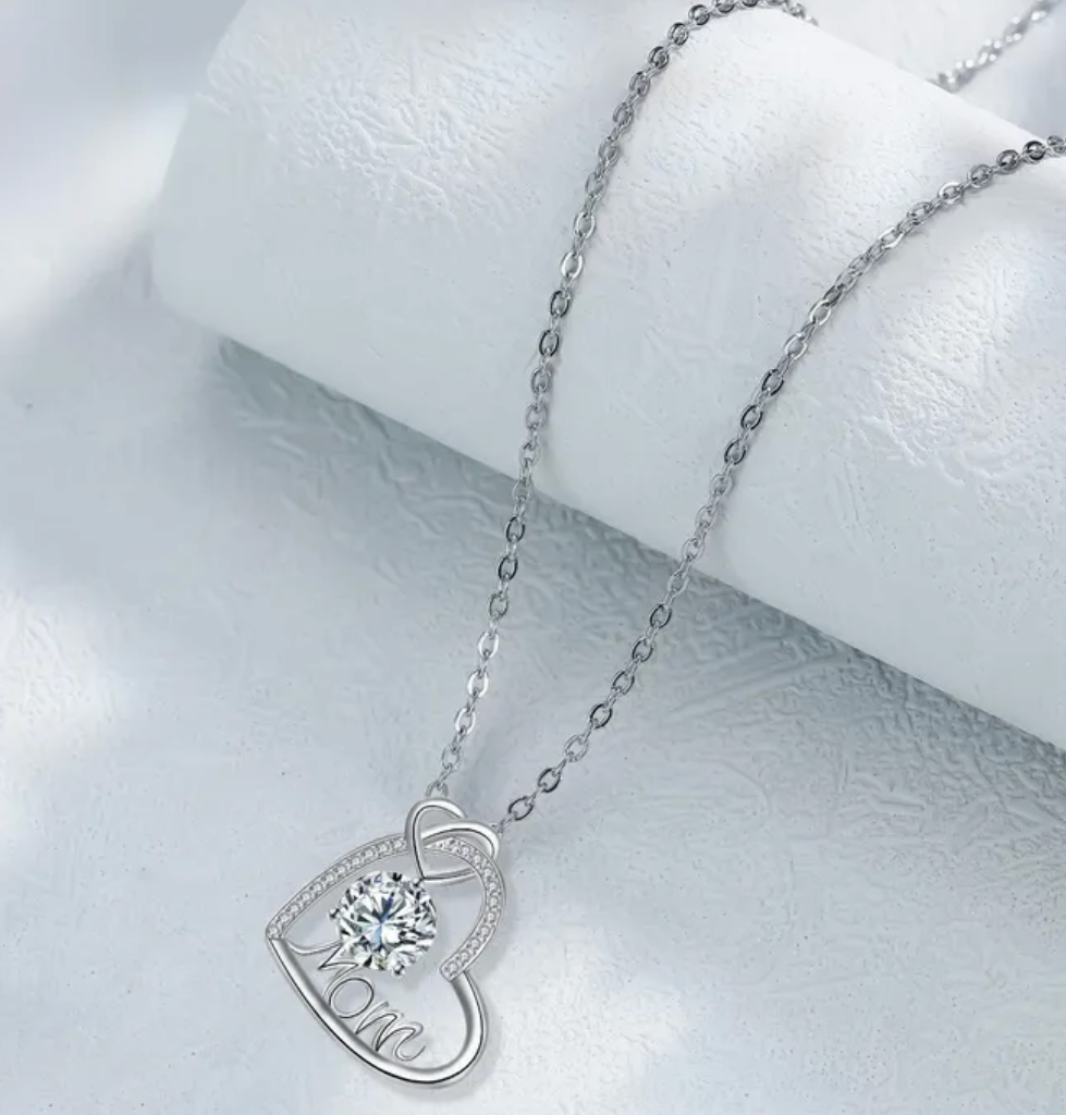 Heart Crystal Necklace – Elegant Women’s Pendant